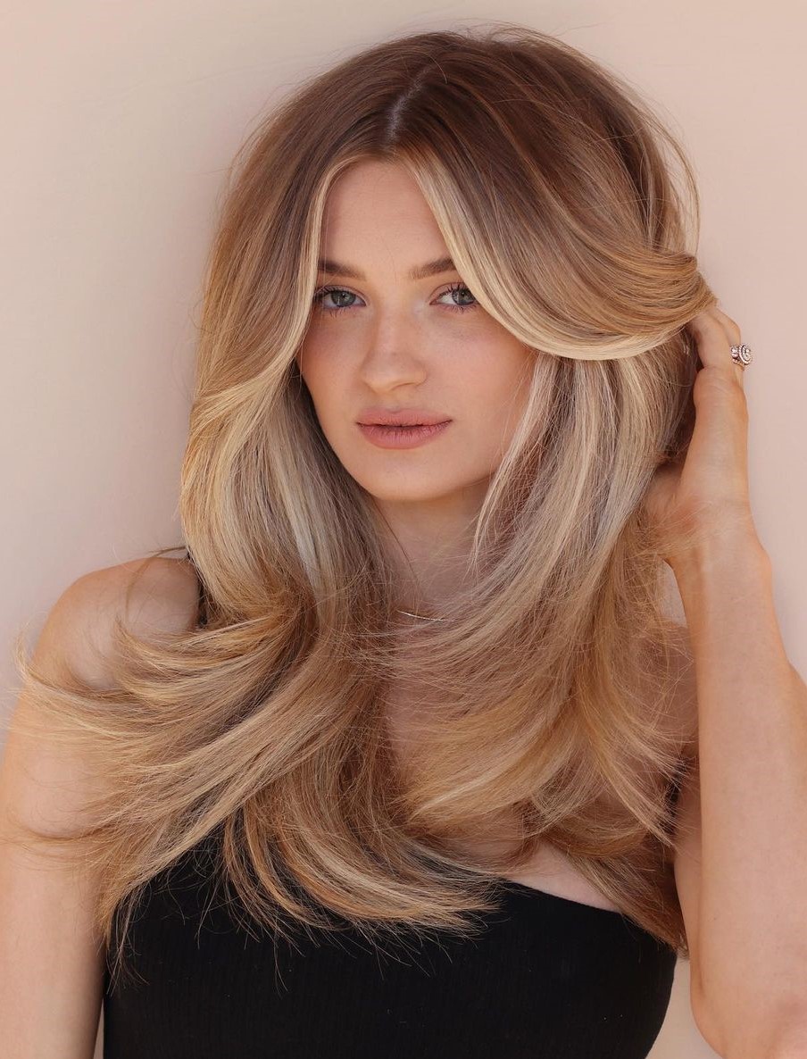 Long Cut with Money Pieces and Feathered Ends